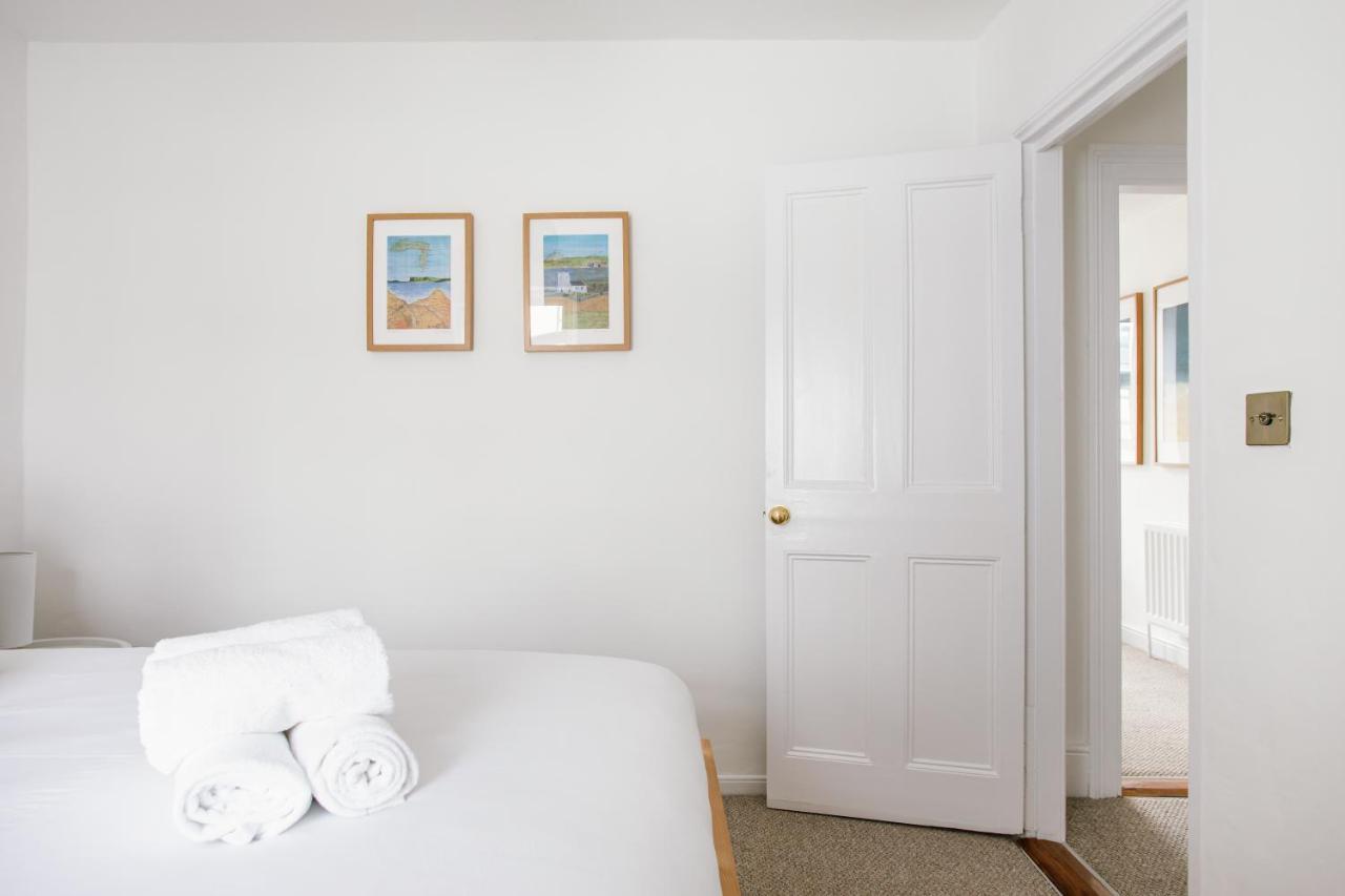 פורטראש Cosy Period Cottage 2Min Walk To The Beach מראה חיצוני תמונה