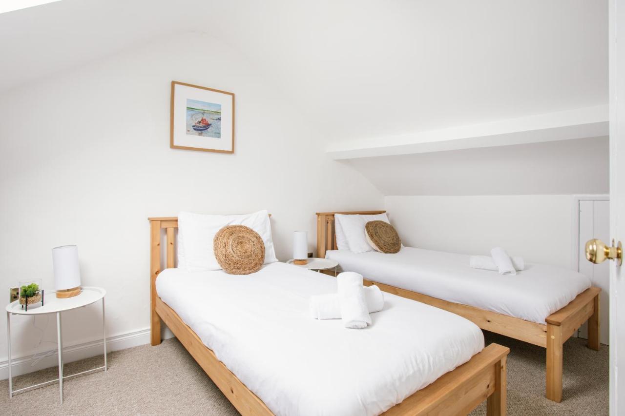 פורטראש Cosy Period Cottage 2Min Walk To The Beach מראה חיצוני תמונה