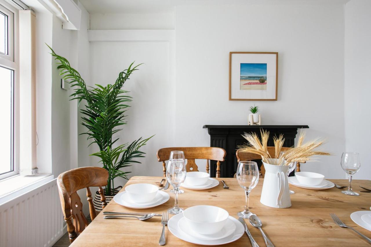 פורטראש Cosy Period Cottage 2Min Walk To The Beach מראה חיצוני תמונה